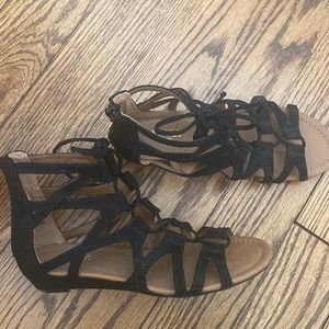 Crown Vintage Black Sandals